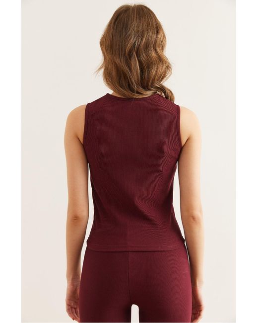 Olalook Red Bluse Mit Bordeauxrotem Kragen, Verziert, Kurz, Gerippt, Blz- 19002850 Für Damen