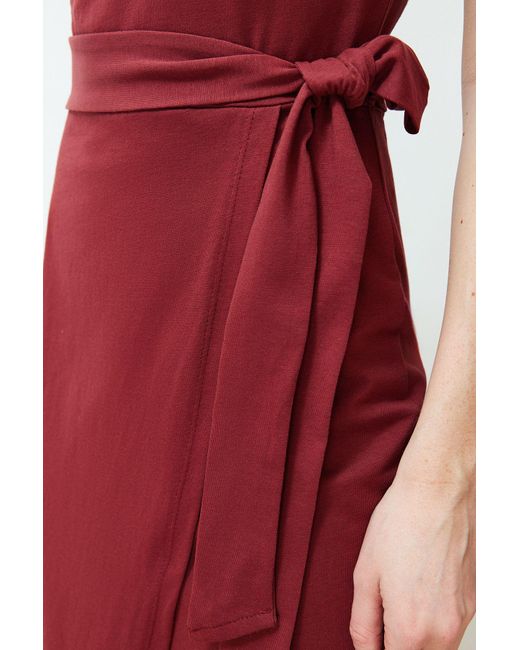 Trendyol Red Weinrotes, Zweireihiges Midi-Strickkleid Aus 100 Baumwolle Mit Gürtel Und Detailliertem Detail Für Damen