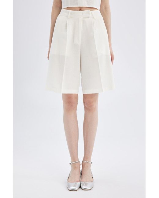 Defacto White Satin-Shorts Mit Hoher Taille – Kurzes Bein Für Damen