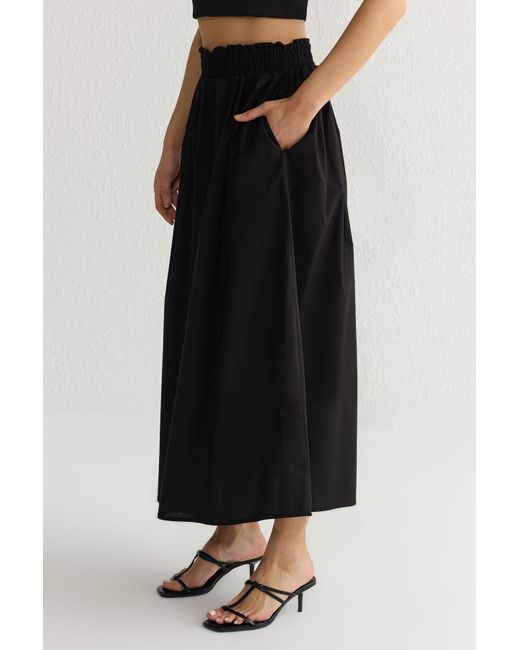 Trendyol Black Schwarzer, Ausgestellter Maxi-Gurtbandrock Mit Elastischer Taille Für Damen