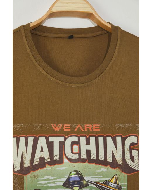 Trendyol Senffarbenes Oversize/Wide Cut T-Shirt Mit Space-Print Aus 100 Baumwolle Mit Vintage-/Faded-Effekt Für Herren in Green für Herren