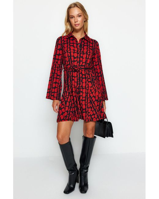 Trendyol Red Burgunderfarbenes Mini-Strickkleid Mit Wickel-/Strukturiertem Print, Rollkragen Und Taillengürtel Für Damen