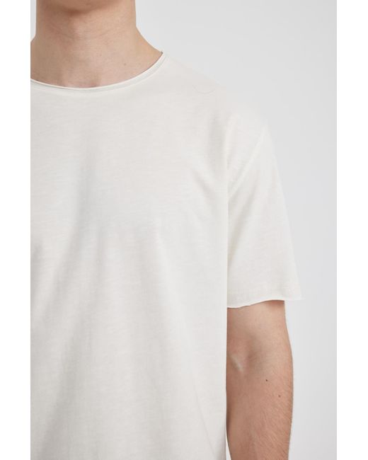 Defacto Kurzarm-t-shirt mit normaler passform und rundhalsausschnitt in White für Herren