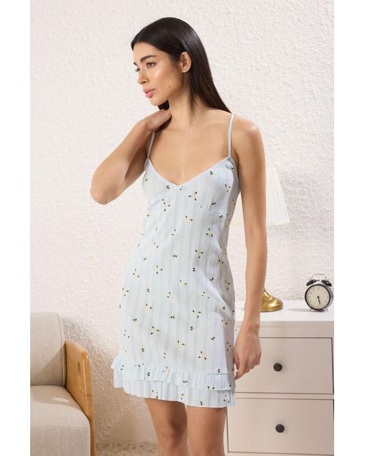 Trendyol Blue Blaues Nachthemd Aus 100 Baumwolle Mit Spitze Und Horizontalen Löchern Für Damen