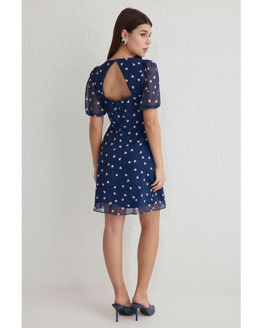 Trendyol Blue Dunkelblaues, Herzförmiges, Mit Chiffon Gefüttertes, Gewebtes Mini-Kleid Für Damen
