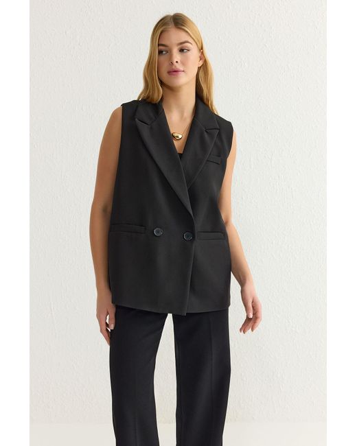 Trendyol Black Schwarze, Übergroße, Gefütterte, Detaillierte Webweste Für Damen