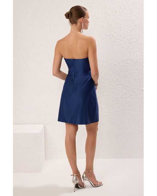 Trendyol Blue Marineblaues, Schlichtes, Gewebtes, Mattes, Ungefüttertes, Schickes Mini-Abendkleid Aus Satin Für Damen