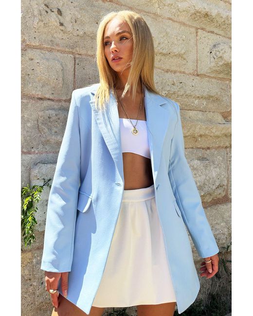 Trend Alaçatı Stili Blue Blaue, Wattierte Blazerjacke Mit Schulterdetail – Tasche Und Knopf Für Damen