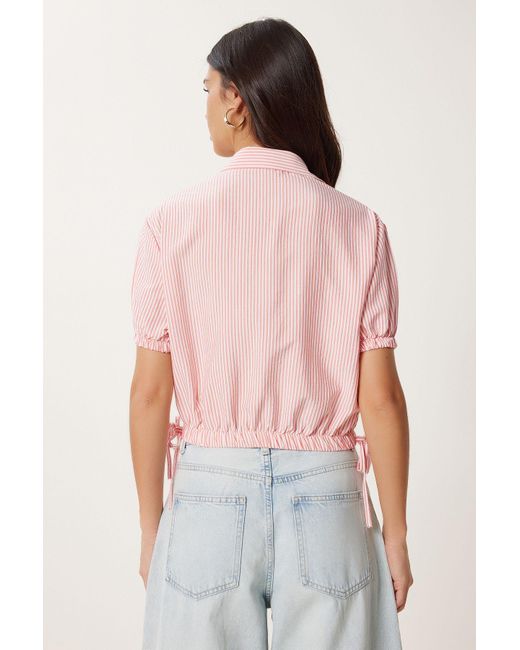 Happiness İstanbul Pink Hemd Mit Und Weißen Blumen, Bestickt, Gestreift, Kurz Geschnitten, Gewebt, Für Damen
