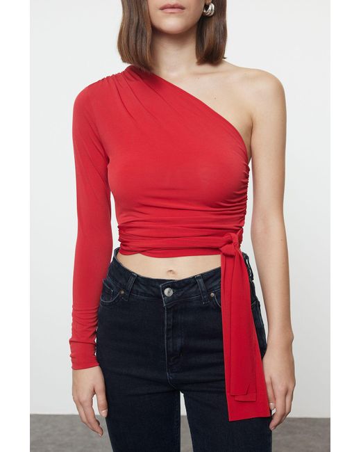 Trendyol Red Dehnbare Rote Slim Fit Strick-Kurzbluse – Einzelärmel Und Bindedetail Twoaw23Bz00094 Für Damen