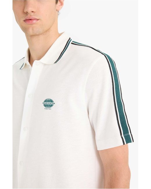 Defacto Relax Fit Polokragen Leichter Stoff Bedrucktes Sommer-Kurzarmhemd Für Herren in White für Herren