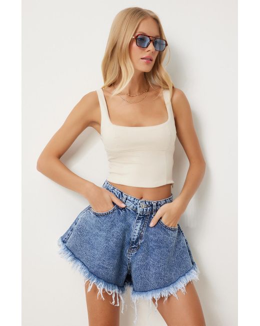 Happiness İstanbul Blue Dunkelblaue Jeansshorts Mit Hoher Taille Und Quasten – Für Damen