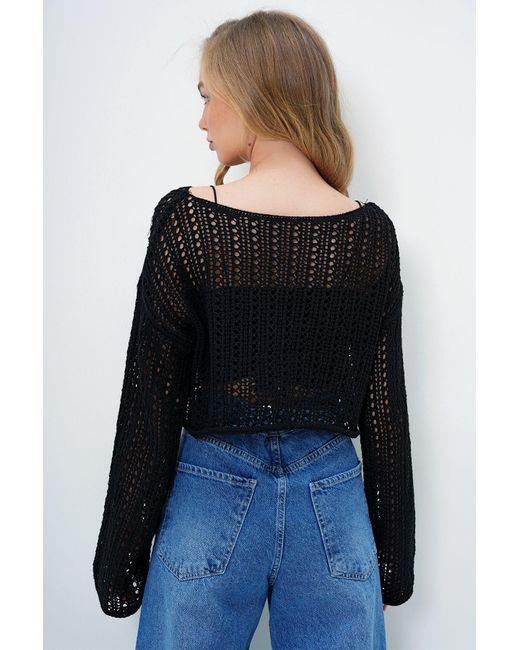 Trend Alaçatı Stili Blue Schwarze Strickbluse Mit U-Boot-Ausschnitt Und Durchbrochenem Strick Für Den Sommer Für Damen