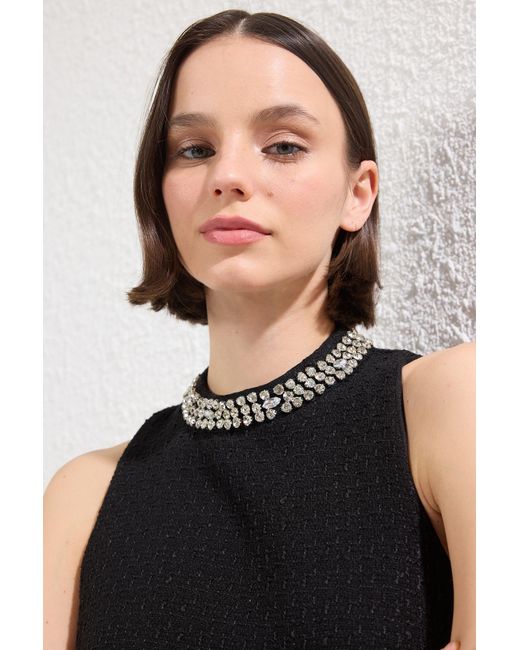 Trendyol Black Schwarzes, Mit Steinen Verziertes, Detailliertes, Gefüttertes, Dünnes Tweed-Minikleid Für Damen