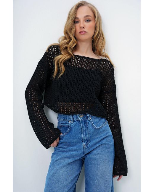 Trend Alaçatı Stili Blue Schwarze Strickbluse Mit U-Boot-Ausschnitt Und Durchbrochenem Strick Für Den Sommer Für Damen