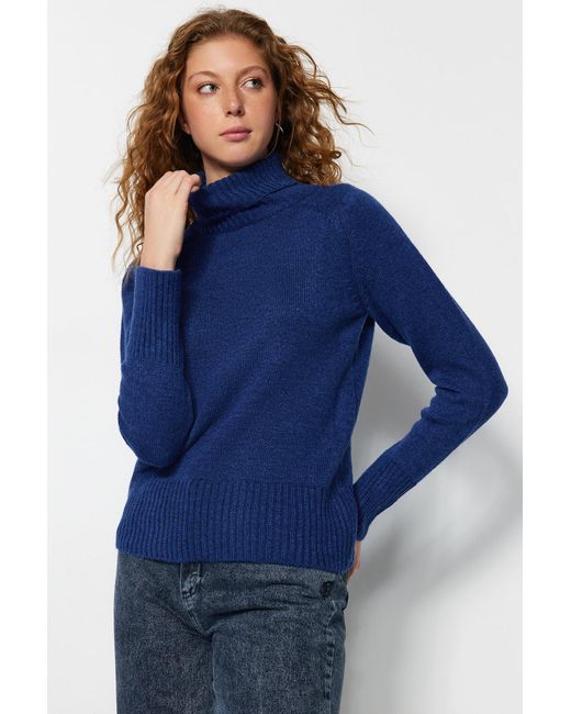 Trendyol Blue Pullover regular fit