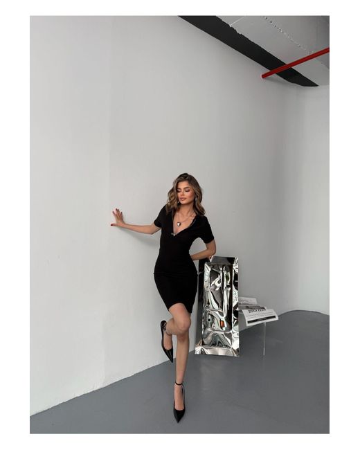 BEJNA Gray Schwarzes Kleid Mit Reißverschluss Und Polokragen Für Damen