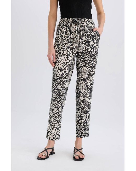 Defacto Black Flexible Viskose-Hose Mit Harem-Print Und Taschen Mit Hoher Taille – Für Damen