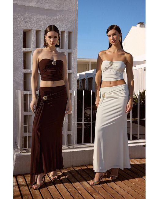 Trendyol Black Limitierte Auflage: Weißer, Figurbetonter, Lang Gestrickter Rock Mit Accessoire-Detail Für Damen