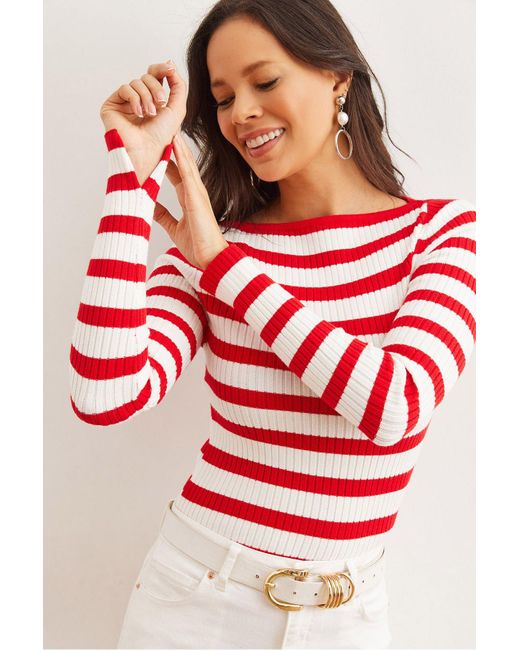 Olalook Red Strickpullover Mit Roten Streifen Und Sehr Weicher Struktur Und U-Boot-Ausschnitt Kzk- 19000942 Für Damen