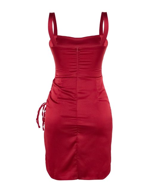 Trendyol Red Burgunderrotes, Kurzes, Schickes Abendkleid Aus Gewebtem Satin Mit Raffung, Nachtabendkleid Für Damen