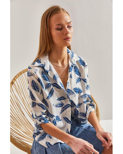 Bianco Lucci Blue Gemustertes Viskosehemd Mit Gefalteten Ärmeln Für Damen