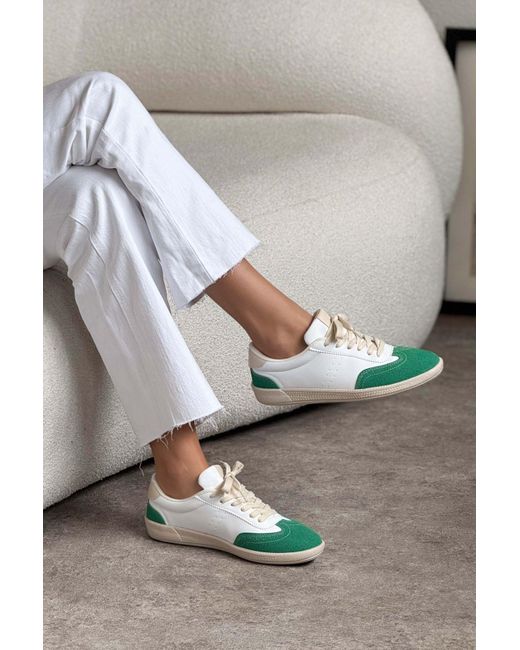 NİŞANTAŞI SHOES Gray Fallows Schnürsneaker Aus Weißem, Mattgrünem Wildleder Mit Detaillierter Flacher Sohle Für Damen