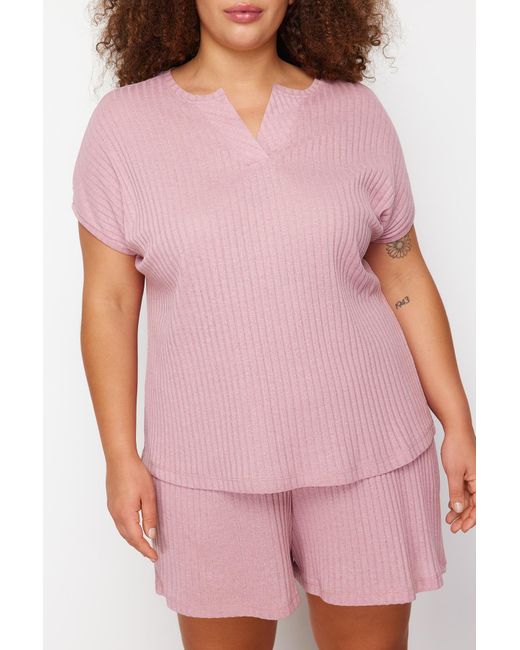 Trendyol Pink Gestricktes pyjama-set mit v-ausschnitt und camisole-muster von dried rose