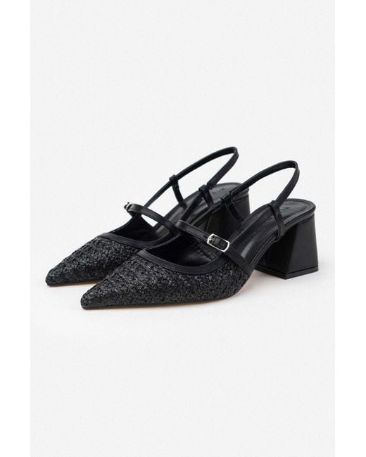 NİŞANTAŞI SHOES Brown Retro-Schuhe Mit Schwarzem Strohgürtel Und Spitzer Zehenpartie Für Damen
