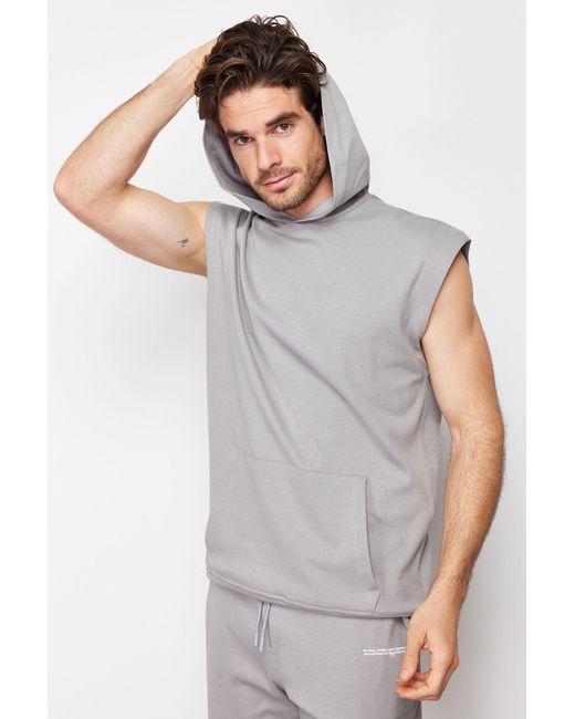 Trendyol Es, ärmelloses oversize-sweatshirt mit kapuze und taschen für sportler in Gray für Herren