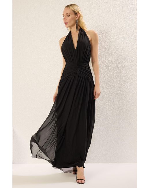 Trendyol Black Geschnittenes, Dreieckiges Detail, Tüll-Strick-Maxikleid, Nachtkleid Für Den Abschluss, Für Damen