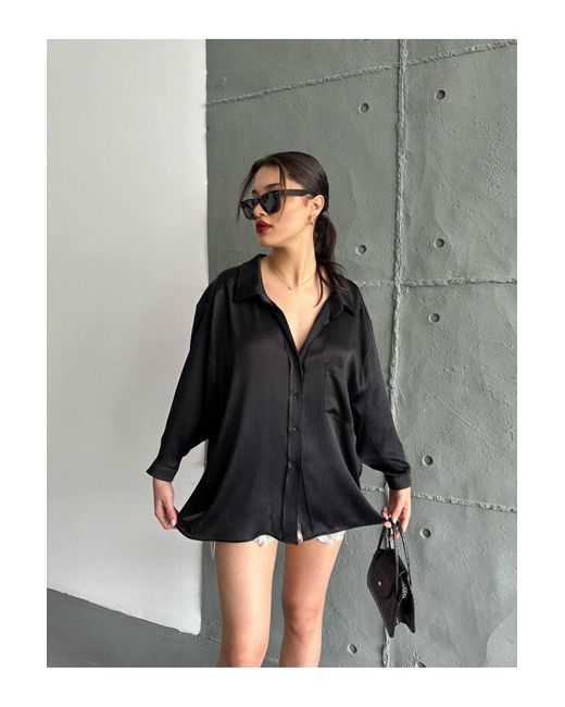 My Blog Black Schwarzes Strukturiertes Glänzendes Markenmodell-Shirt Für Damen