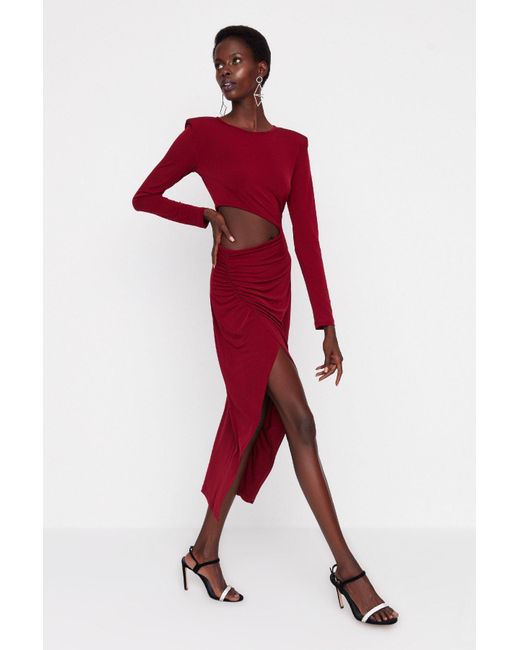Trendyol Red Burgunderfarbenes Gestricktes Abendkleid – Zweireihiger Ausschnitt Und Cut-Out-Detail Für Damen