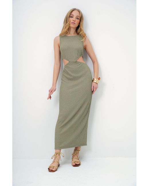 Trend Alaçatı Stili Green Khakifarbenes, Ausgeschnittenes, Strukturiertes Midikleid Für Damen