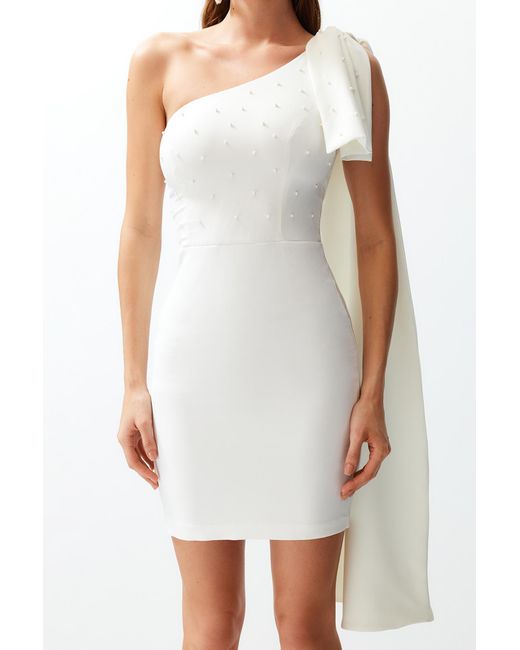 Trendyol White Braut-brautkleid mit er perle und detaillierter schleife für hochzeit/nikah, elegantes abendkleid