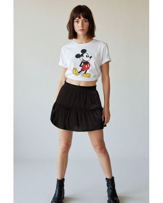 Trendyol Black Schwarze Falten-Shorts Mit Rock-Look Vorne Und Hinten & Bermuda Für Damen