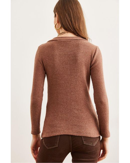 Olalook Brown Bluse Mit Dickem Band Und V-Ausschnitt