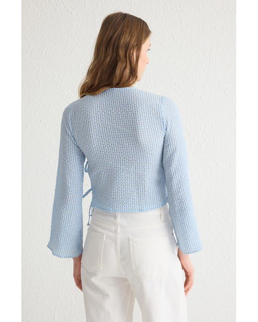 Trendyol Blue Blaue Seersucker-Baumwoll-Webbluse Für Damen