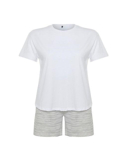Trendyol White Es pyjama-set aus gestreiftem strick mit rundhalsausschnitt