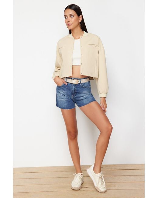 Trendyol Blue E jeansshorts mit hoher taille
