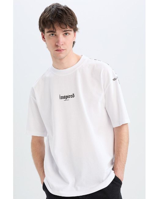 Defacto 100 Baumwolle, Oversize-T-Shirt Mit Weitem Schnitt, Rundhalsausschnitt Und Rückenaufdruck, Kurzärmelig, D5600Ax25Sp Für Herren in White für Herren
