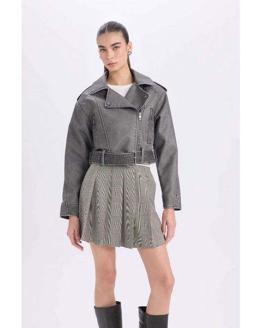 Defacto Gray Relaxed Fit Kunstlederjacke – Zweireihiges Revers Mit Gürtel Und Reißverschluss Für Damen