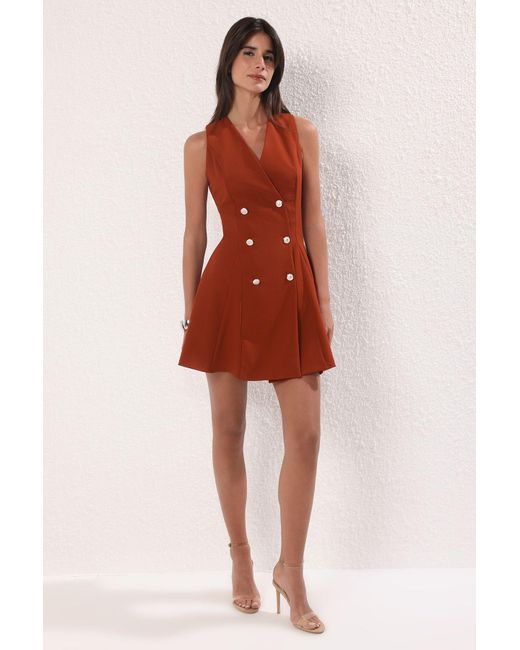 Trendyol Red Braunes, Geknöpftes Mini-Jackenkleid Aus Webstoff Für Damen