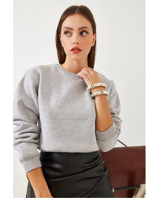 Bianco Lucci Gray Basic-Crop-Sweatshirt Mit Rundhalsausschnitt Für Damen