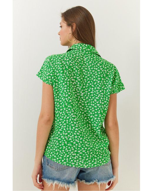 Bianco Lucci Green Gemustertes Viskosehemd Mit Fledermausärmeln Für Damen