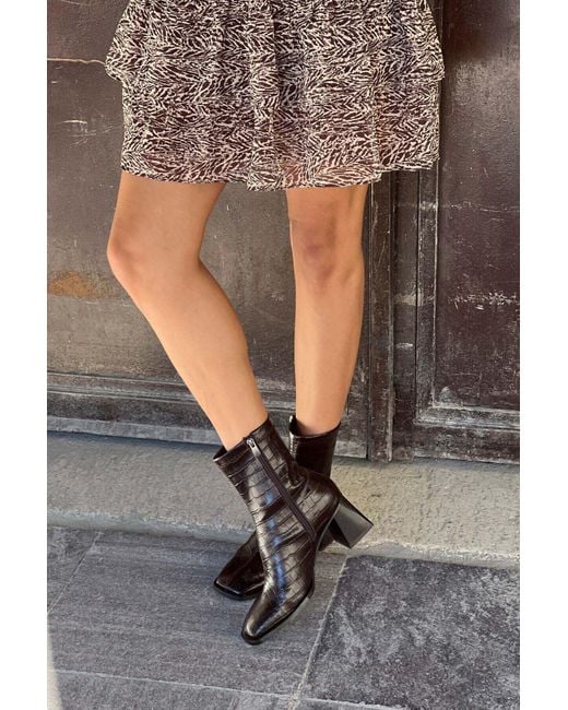 NİŞANTAŞI SHOES Gray Sablex Gemusterte Stiefel Mit Reißverschluss Und Stumpfer Zehenpartie Für Damen