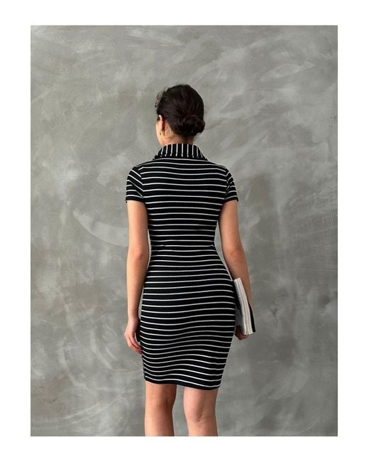 BEJNA Gray Schwarzes, Flexibles Strickkleid Mit Streifen Und Polokragen Für Damen