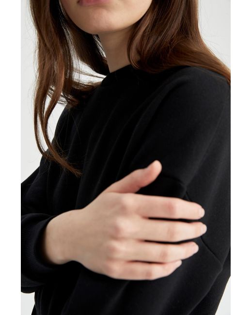 Defacto Black Basic-sweatshirt mit rundhalsausschnitt