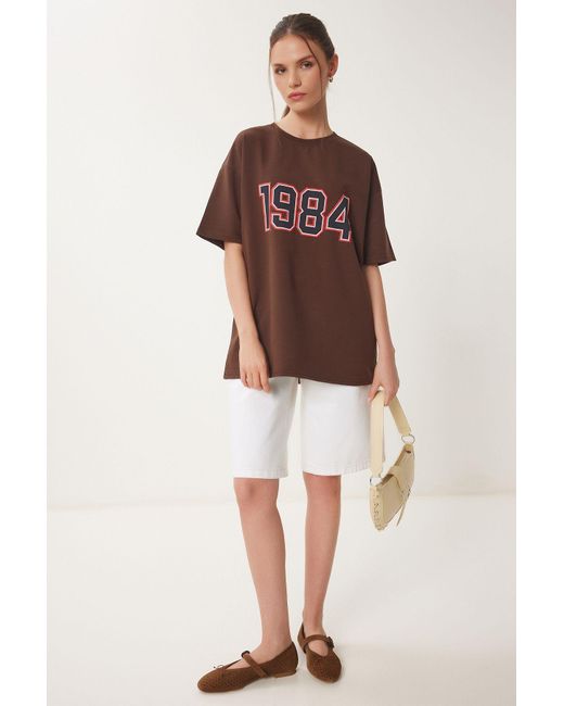 Happiness İstanbul Brown Braunes Oversize-T-Shirt Mit Bedrucktem Strickmuster Für Damen