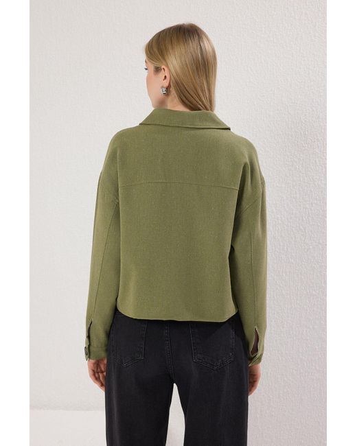 Trendyol Green Hellkhaki Gewebter Blazer – Normale Passform Für Damen